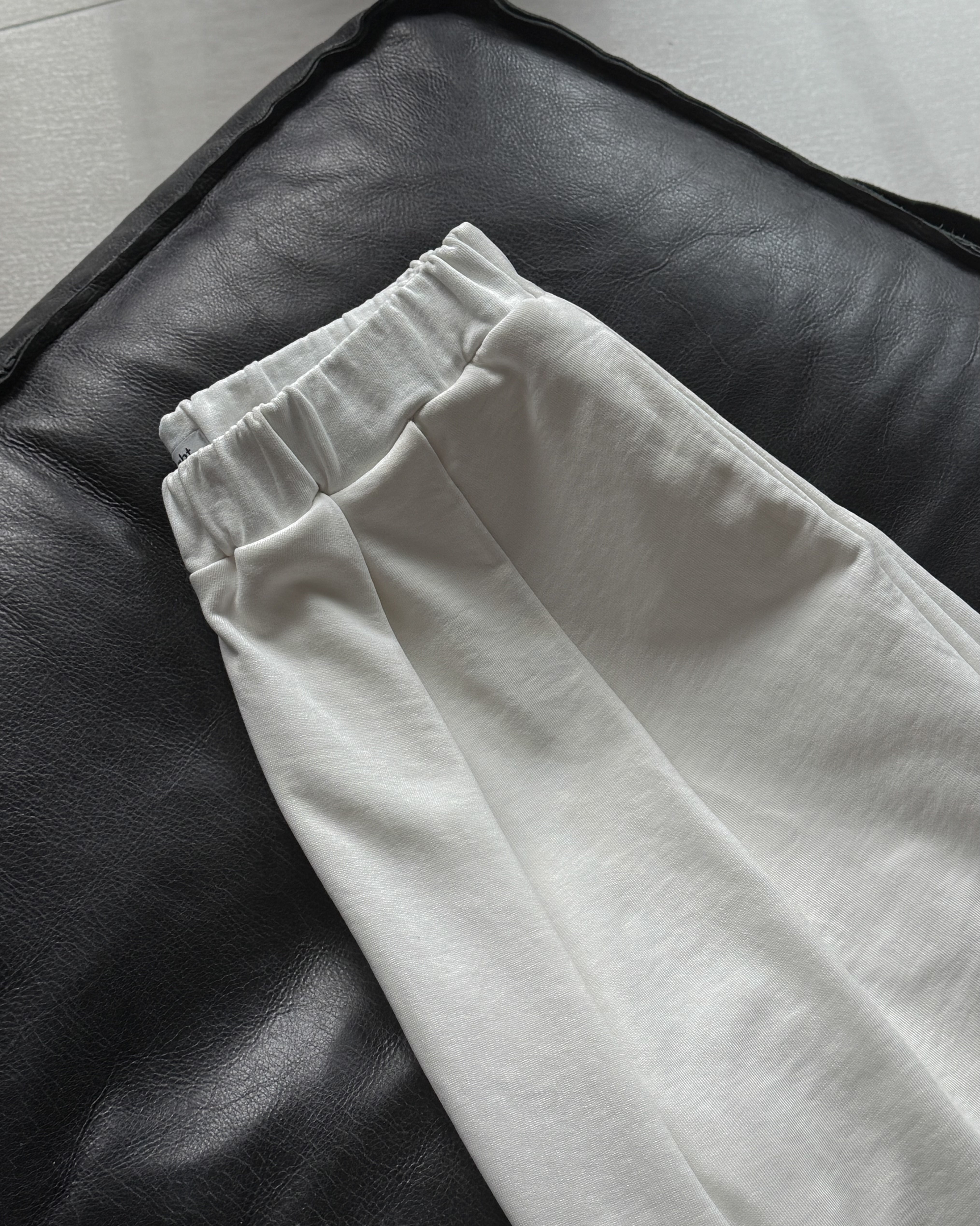 The Sweatpants in White